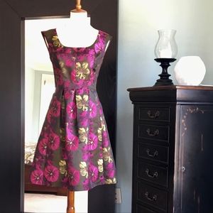 Nine West satin floral fit & flare dress Size 4